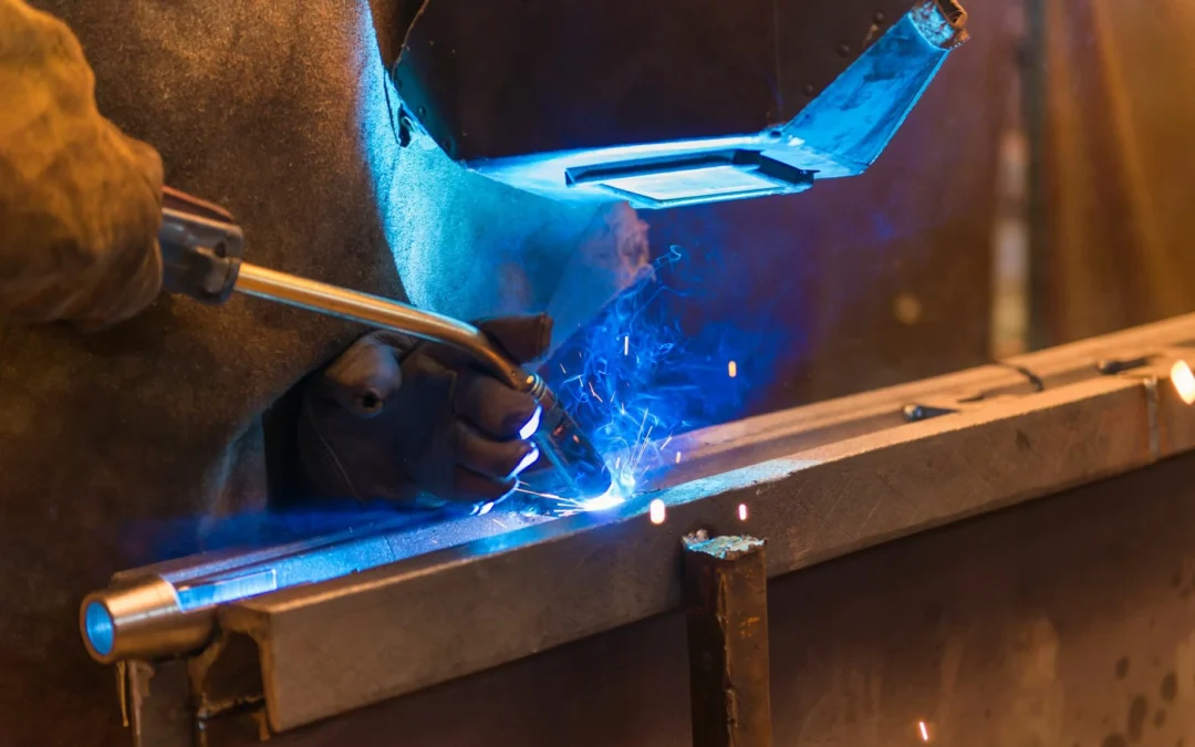 Carreras en Soldadura: Construyendo el Mundo Chispa a Chispa